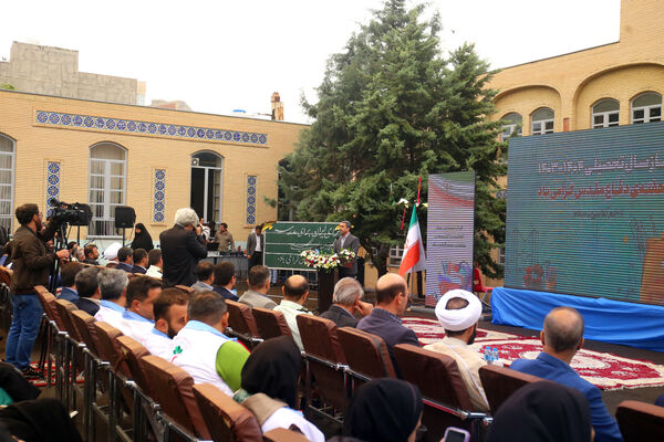 بوی ماه مهر در مدارس آذربایجان‌شرقی