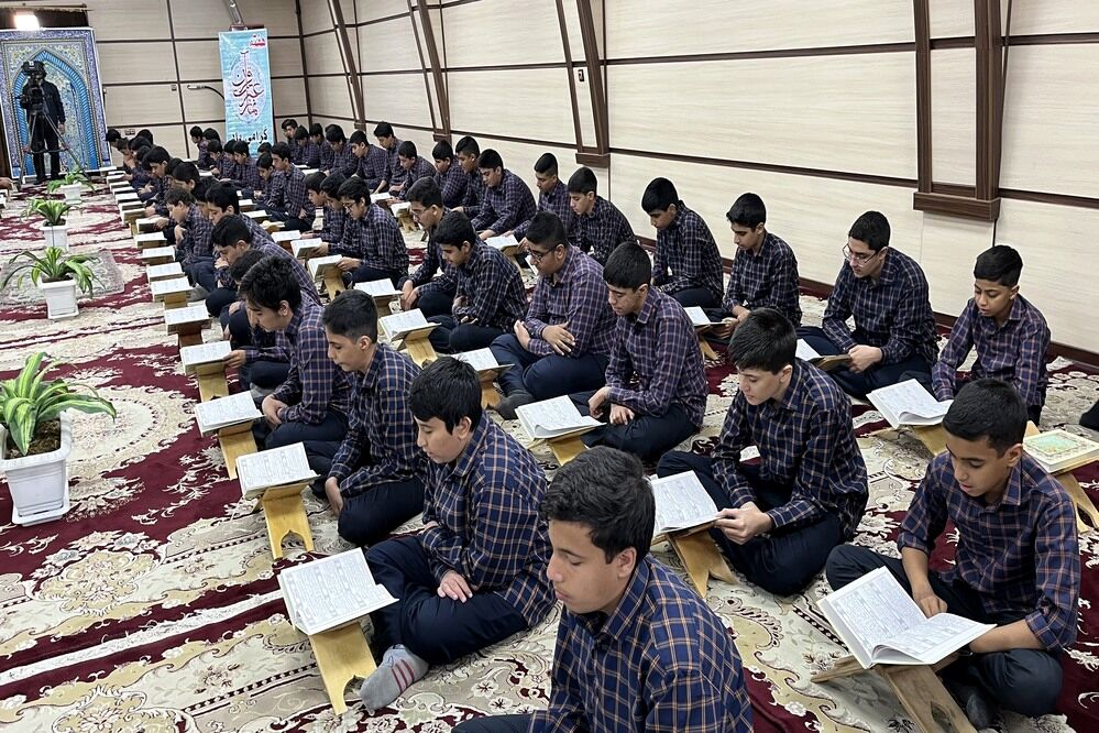 آیین افتتاحیه مسابقات قرآن، عترت و نماز در کرمان