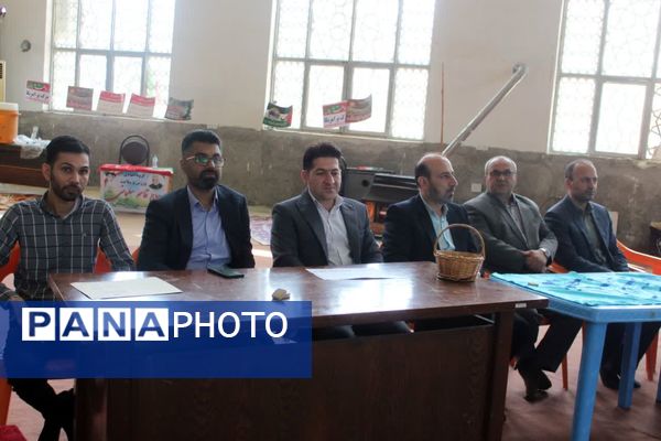 بزرگداشت مقام معلم در نماز جمعه گلوگاه 