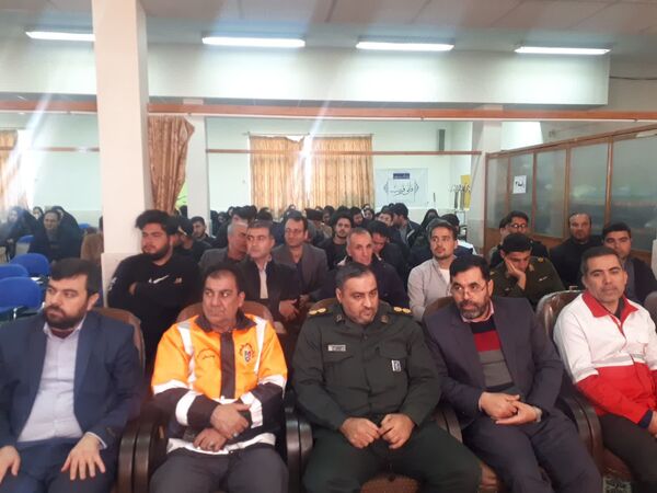 برگزاری مراسم بزرگداشت روز دانشجو در پیام نور آشخانه 