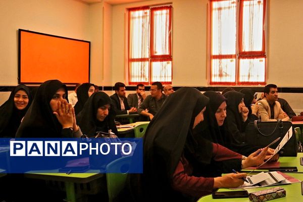 مرحله استانی دوره توانمندسازی نیروی انسانی «توانا» در قم