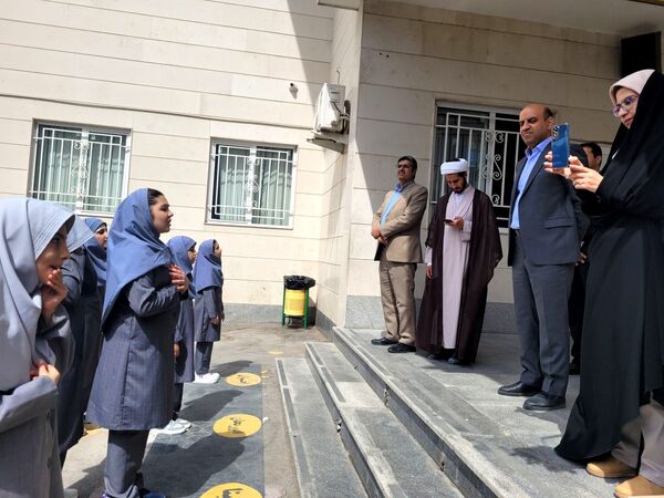 دبستان مصلی نژاد حضرت زینب میزبان مراسم آغاز سال تحصیلی شد