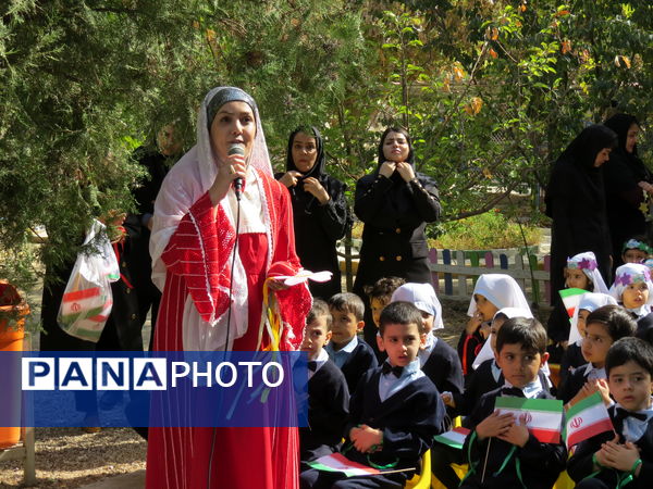 جشن غنچه‌ها در شهرستان بجنورد