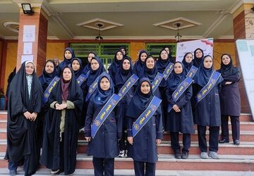 برگزاری انتخابات همیار مشاور در دبیرستان حضرت ولی‌عصر(عج) ناحیه یک شهرری