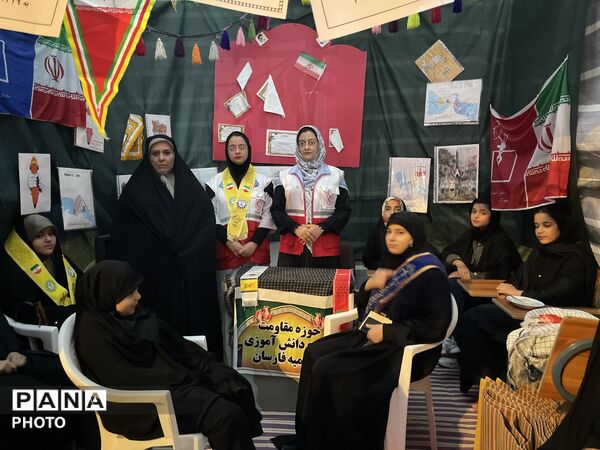 برپایی موکب سازمان دانش‌آموزی همراه با بسیج دانش‌آموزی در شهرستان فارسان
