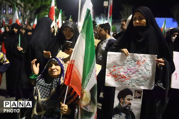 همبستگی «آموزش و پرورش ناحیه ۵ تبریز» در گرامیداشت یاد رهبر شهید