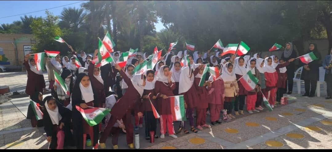 مراسم بزرگداشت سردار سلیمانی در مدرسه مولوی فین