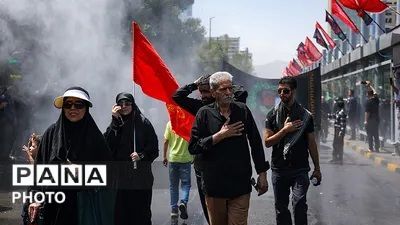 پیاده روی جاماندگان اربعین با حضور پرشور مردم و هیئت‌ها