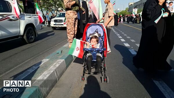 آینده‌سازان فردا، جان‌فدایان امروز