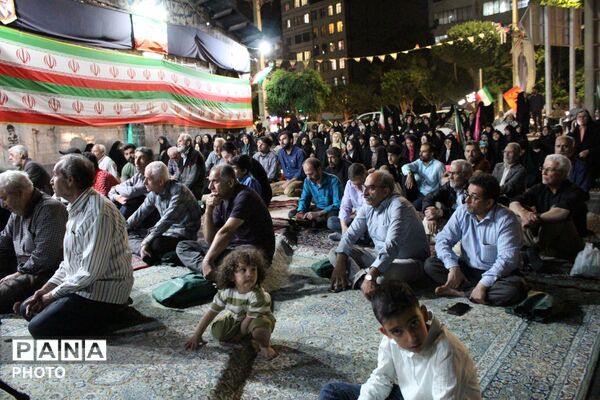 برپایی نماز استغاثه به امام عصر (عج) در مسجد ثامن‌الحجج شاهین‌ویلا