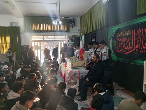استقبال از شهید گمنام  در دبیرستان شاهد امام ابوذرغفاری 