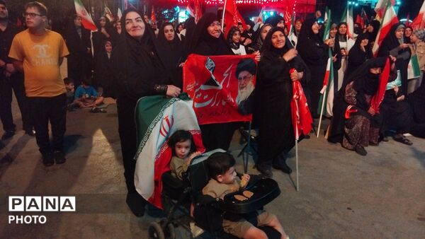 تداوم همبستگی مردمی؛ صد و نود و چهارمین شب تجمعات بیعت با رهبری در نورآباد
