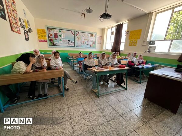 یک مرور، یک قدم جلوتر