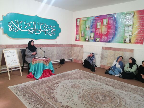 سلسله کارگاه های آموزش خانواده در دبستان نیایش