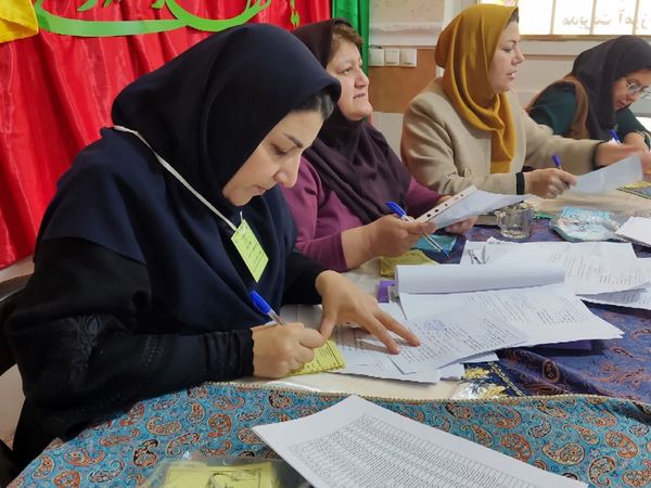 برگزاری دهمین دوره المیپاد رویش در شیراز 