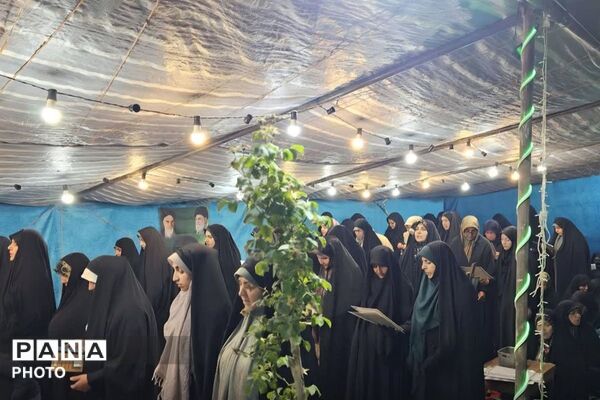 نماز استغاثه در میدان شهدای گمنام فاز چهاراندیشه