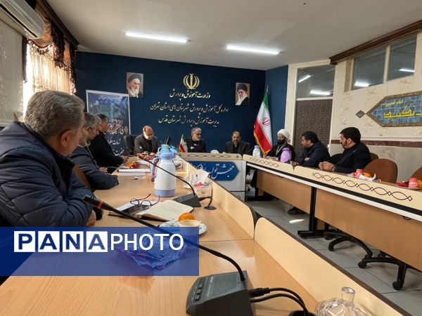 معرفی رئیس شورای دانش‌آموزی شهر قدس 