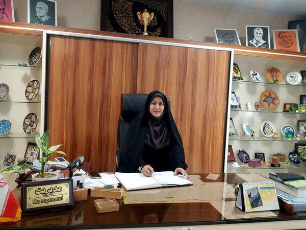 بازارچه مشاغل در هنرستان سمیه 