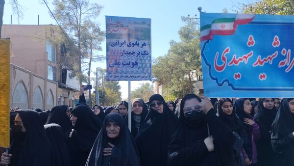 اقتدار ملت ایران در راهپیمایی روز ۱۳ آبان شهرستان خلیل‌آباد 