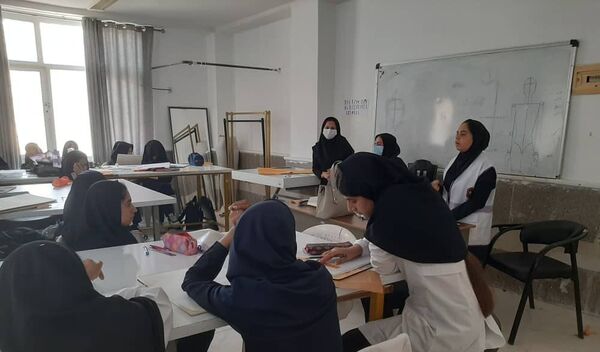 هفته بهداشت روان هنرستان زهرای مرضیه حاجی‌آباد