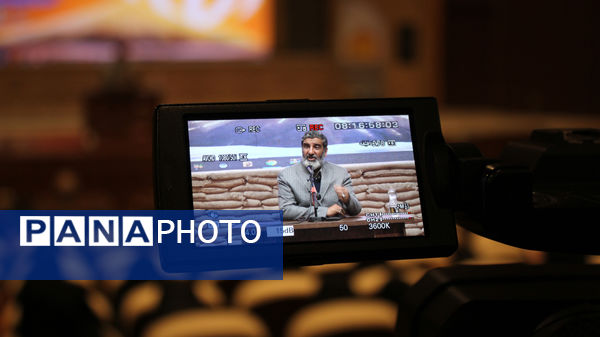 همایش فعالان بسیج دانش‌آموزی مدارس دخترانه قم 