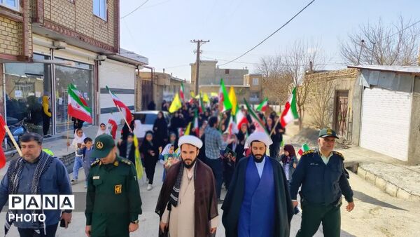 مادران و شکوفه‌های دستجرد در روز دختر به یاد میناب