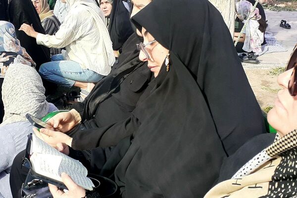  مراسم ختم دعای عرفه کنار مزار شهدای گمنام نسیم شهر 