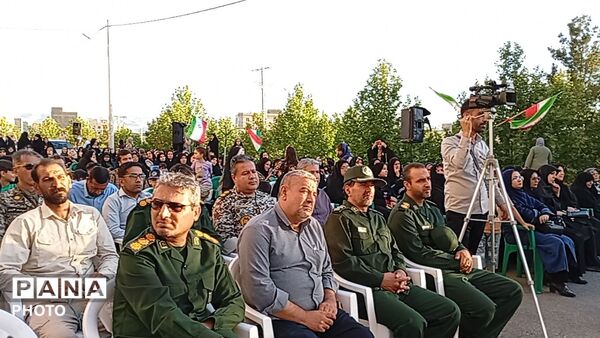 ملایری‌ها یاد شهدای اقتدار و شهید محمدبرومندنژاد را گرامی داشتند
