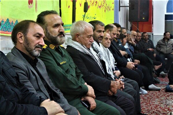 گرامیداشت یاد و خاطره ۱۵ شهید والامقام روستای مومن آباد قم