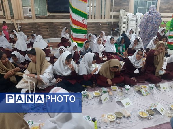 ضیافت نور در ماه عبودیت و بندگی