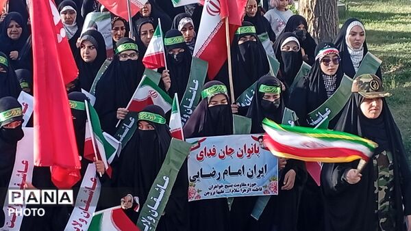 هم‌زمانی شکوه آسمان و زمین؛ ولادت امام رضا (ع) در سایه رژه اقتدار ملی