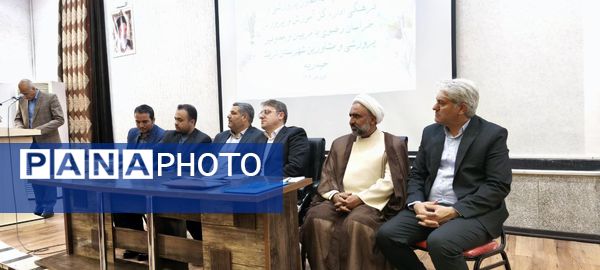 نسیم تربیت در کوچه های تربت حیدریه 