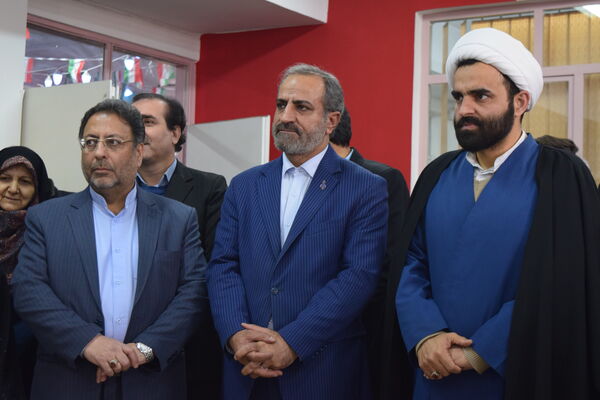 حضور پرشمار مسئولان آموزش و پرورش در جشن دهه فجر
