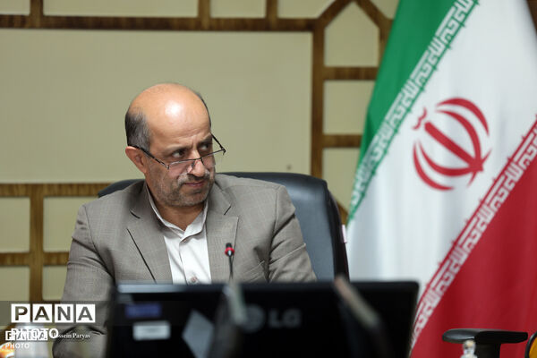 جلسه هماهنگی و هم افزایی بین دبیرخانه کمیسیون تخصصی توسعه آموزش عمومی قرآن کشور و معاونت آموزش متوسطه