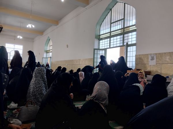اقامه‌ نماز‌ عیدفطر در شهر وردنجان