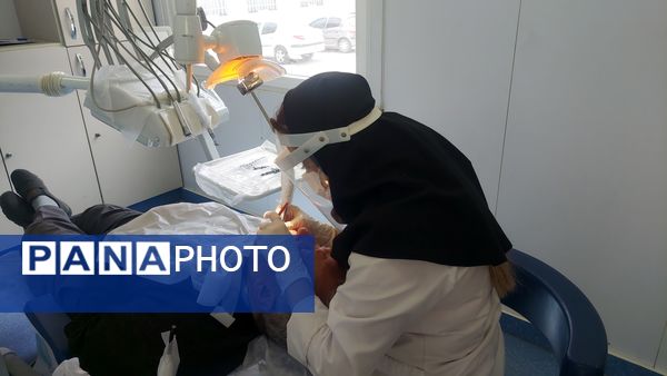 کانکس دارویی و دندانپزشکی رایگان در دبستان پرورش محمدشهر