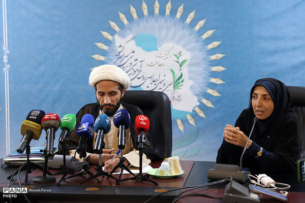 نشست خبری رئیس سازمان پژوهش و برنامه‌‌ریزی آموزشی در حاشیه سی و نهمین اجلاس روسای آموزش و پرورش
