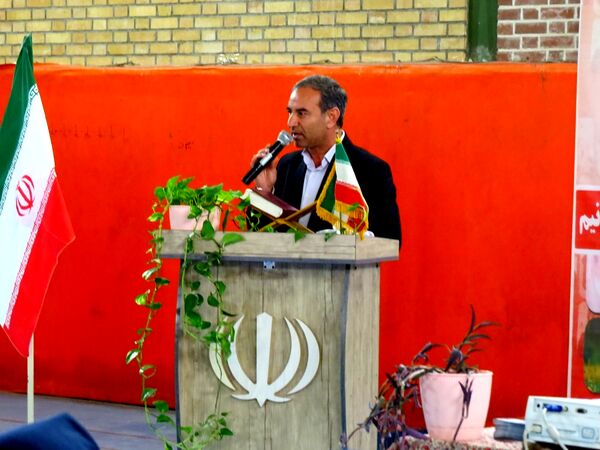 همایش پیشگیری از آسیب‌های چهارشنبه سوری در دبیرستان نرجس بجنورد