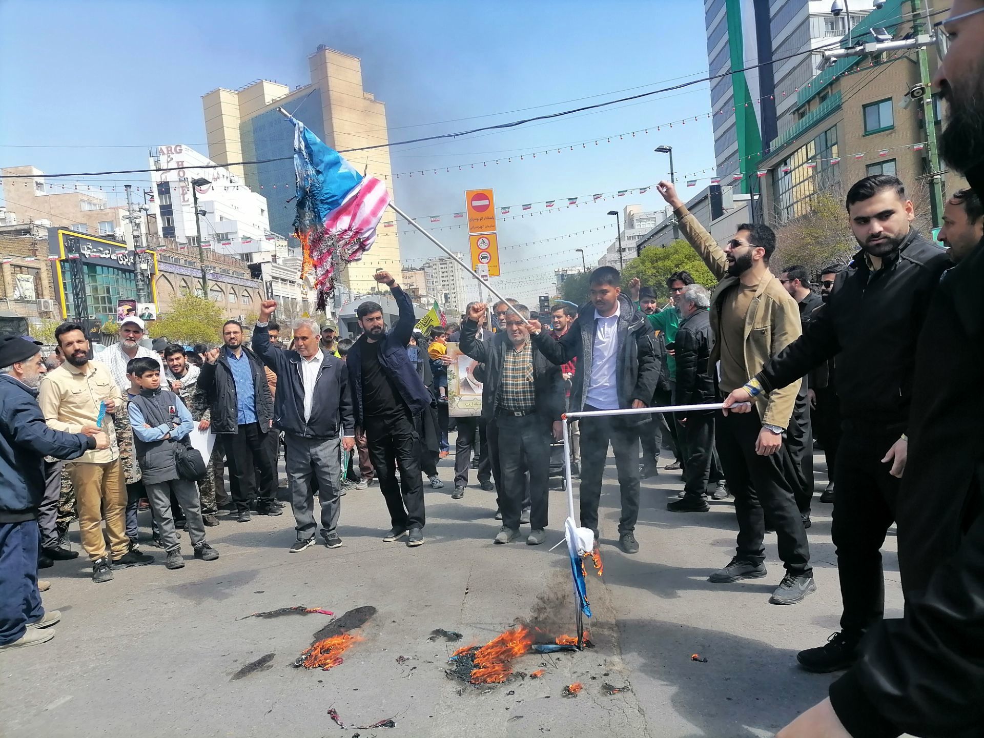 حضور پرشور ملت شریف ایران در راهپیمایی روز قدس