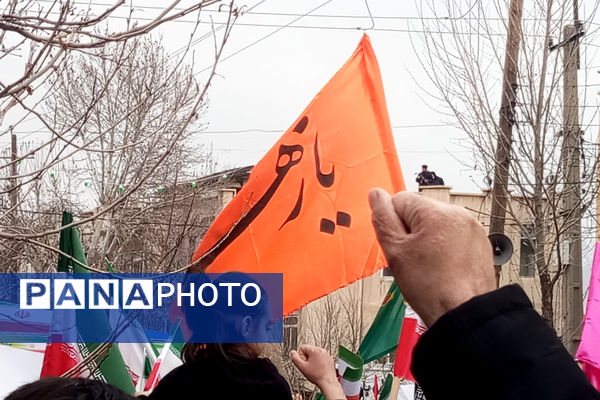 حضور پرشور مردم کرمانشاه در راهپیمایی ۲۲ بهمن