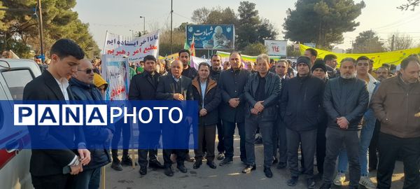 راهپیمایی عظیم 22 بهمن در شهرستان مرزی پارس آباد 