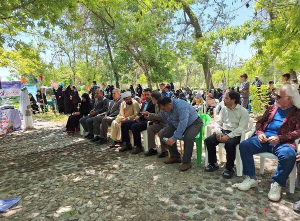 افتتاح پایگاه‌های اوقات فراغت تابستانی دانش‌آموزان با نیازهای ویژه

