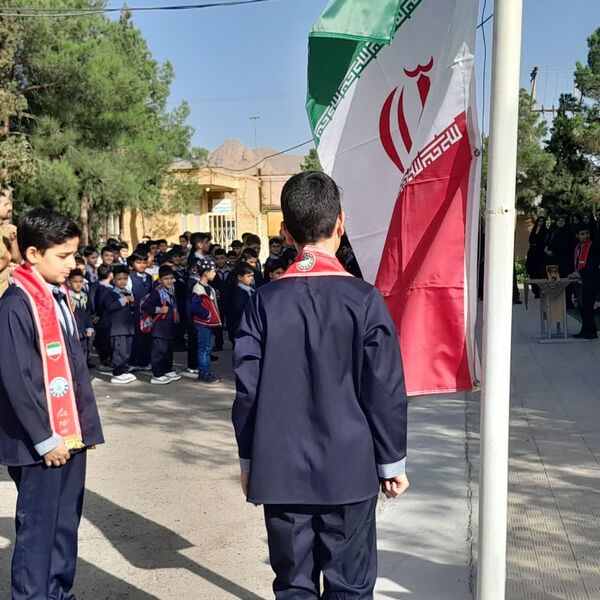 آیین بازگشایی سال تحصیلی جدید در دبستان ایثار تفت