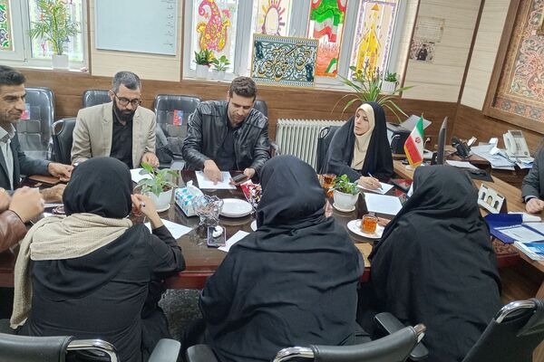 نشست تخصصی تفکر و سبک زندگی با تأکید بر ارتقای کیفیت آموزش در مدارس متوسطه اول شهریار