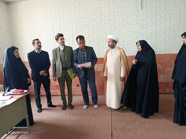 مرحله منطقه‌ای مسابقات قرآن و عترت دانش‌آموزان متوسطه اول و دوم در رضویه