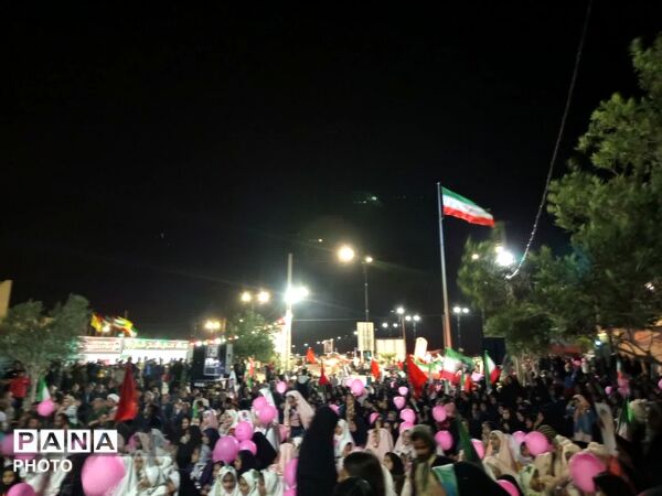شب دختران صورتی در مهردشت ابرکوه