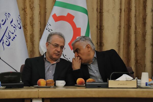 آیین رونمایی از پوستر گرامیداشت روز ملی صنعت و معدن