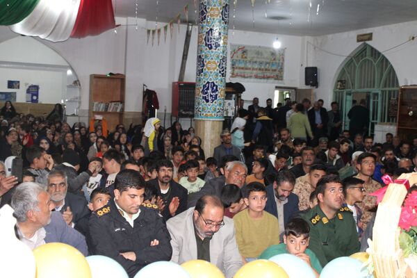 جشن میلاد امام زمان(عج) و گرامیداشت دهه فجر در مسجد بقیة الله شوراب صغیر