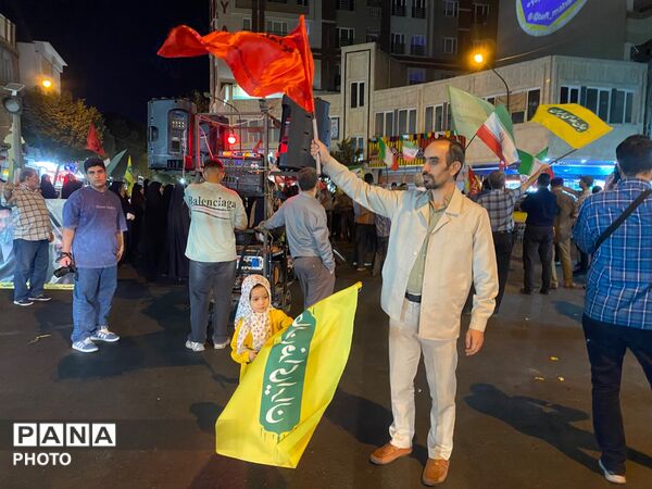 طنین‌ صدای شعار «مرگ بر آمریکا و اسرائیل» در فلکه سوم خزانه 