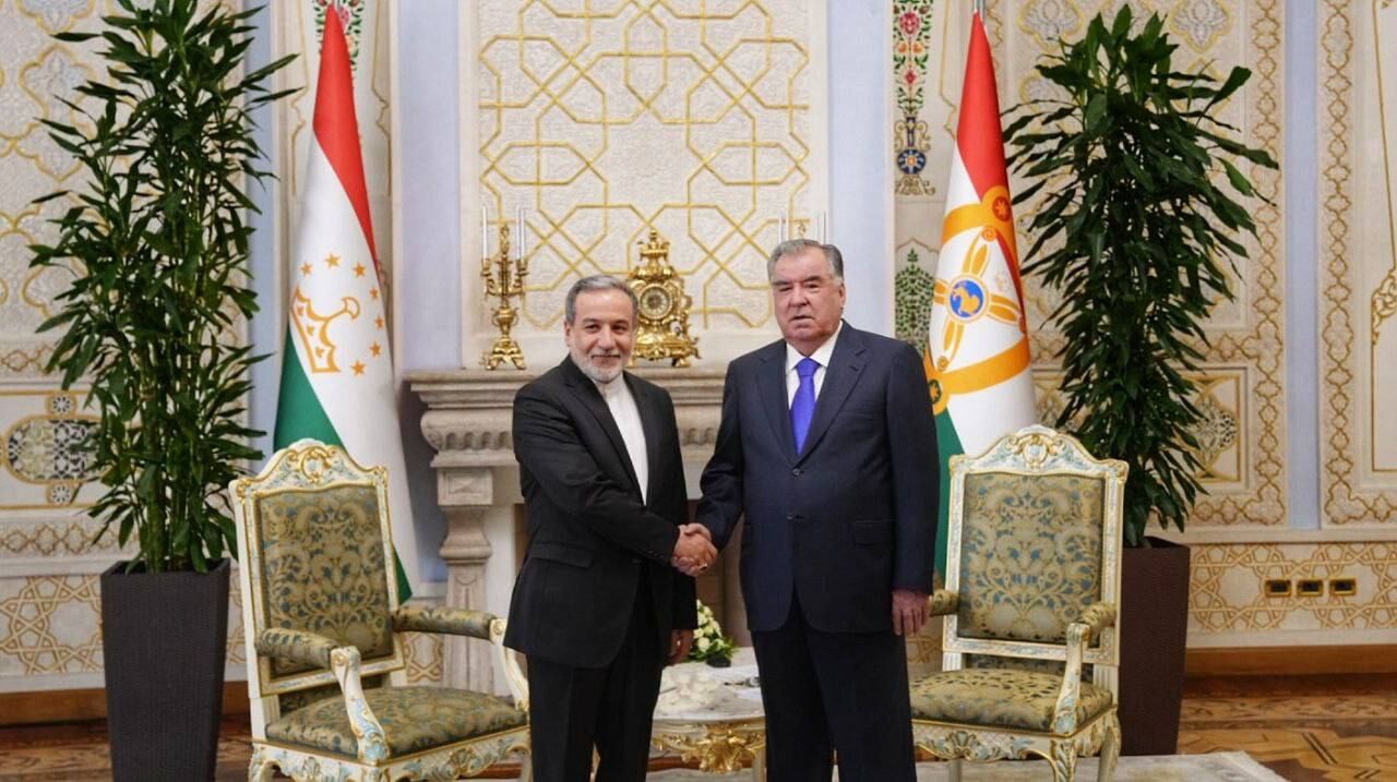 دیدار و گفت‌وگوی عراقچی با رئیس‌جمهور تاجیکستان